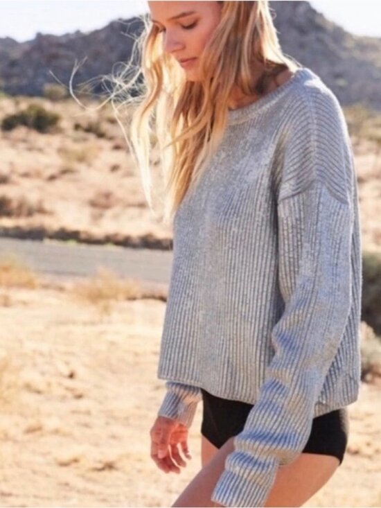 Spiritual Gangster Sweaters - Spiritual Gangster Halley Chunky Sweater in Silver - XS